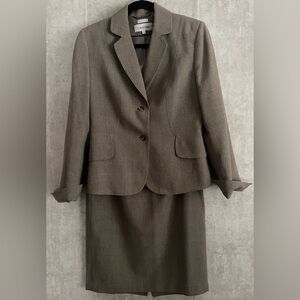 Calvin Klein STRETCH Career Polyester Blend Tweed Taupe 2pc Skirt Set Suit Sz 6